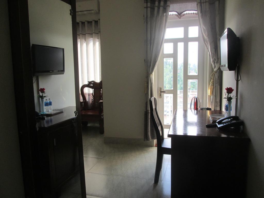 Ngoc Phuong Hotel Bao Loc Habitación foto